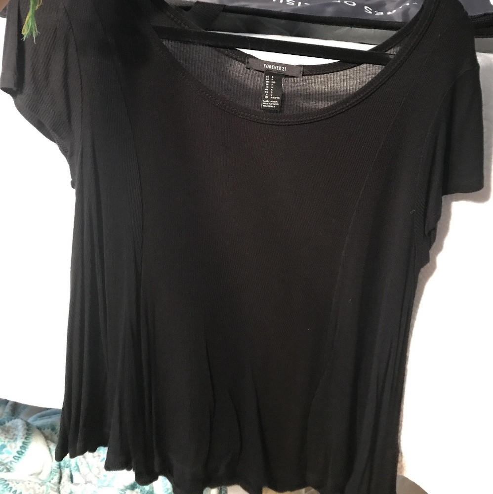 black tee
